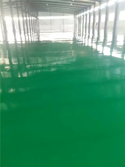 思礼镇给你一份 地坪漆施工 + 维修（翻新）